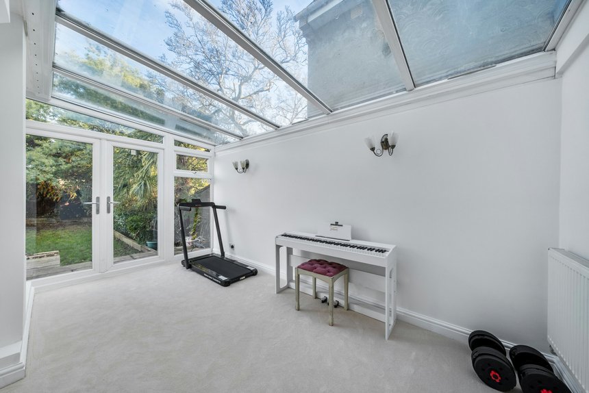 for sale central avenue london 61653 - Gibbs Gillespie