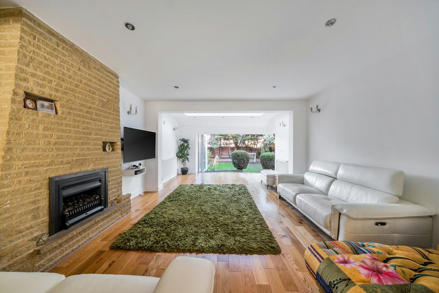for sale central avenue london 61653 - Gibbs Gillespie