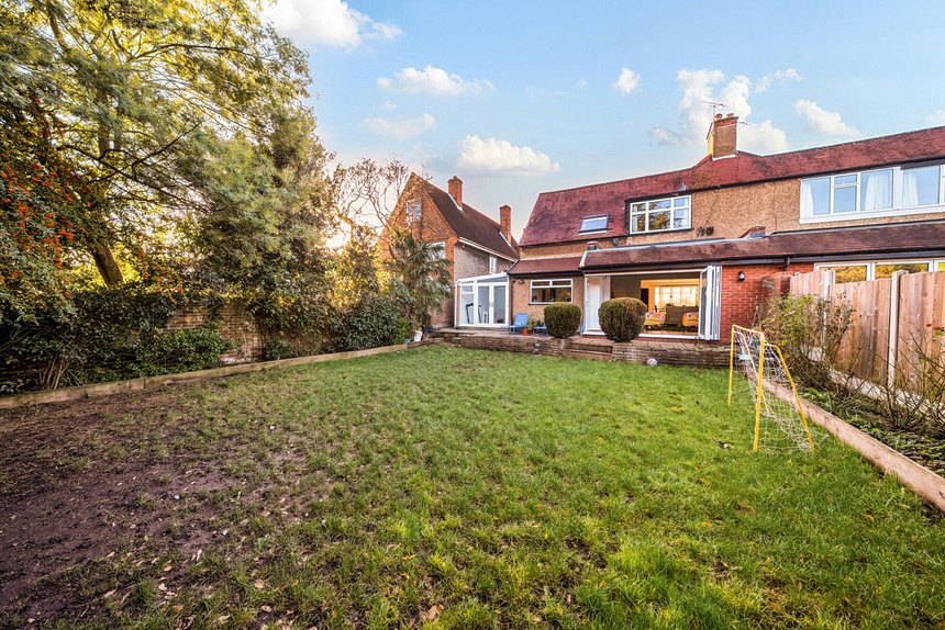 for sale central avenue london 61653 - Gibbs Gillespie