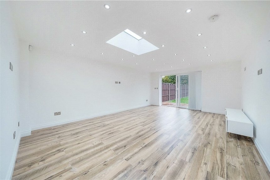 to let harrow way london 61660 - Gibbs Gillespie