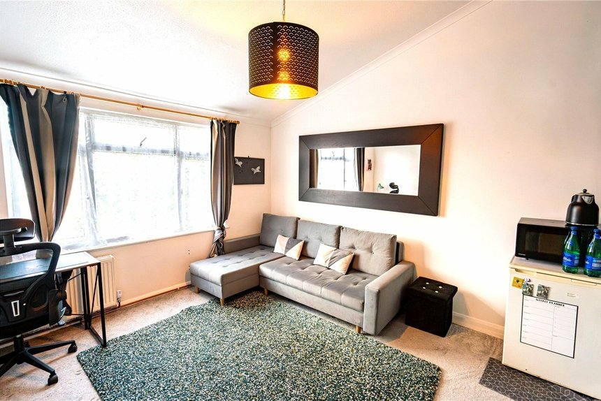 let agreed manor waye london 61760 - Gibbs Gillespie