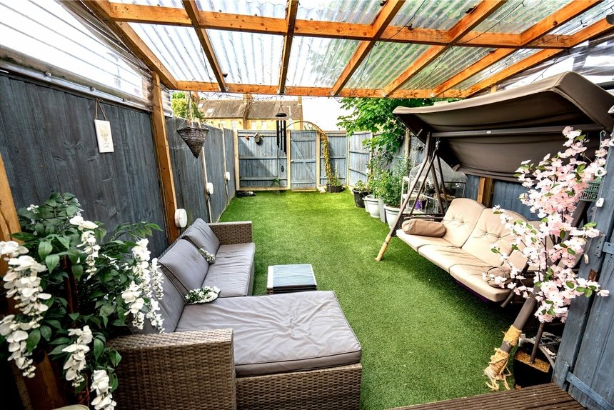 let agreed manor waye london 61760 - Gibbs Gillespie