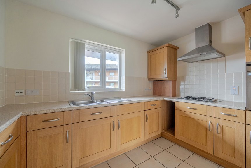 for sale patrons way east london 61828 - Gibbs Gillespie
