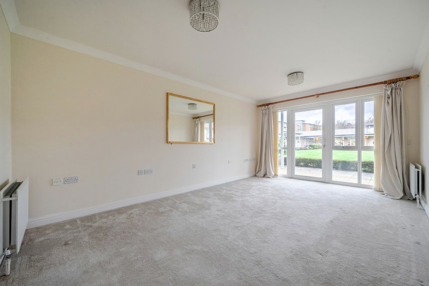 for sale patrons way east london 61828 - Gibbs Gillespie