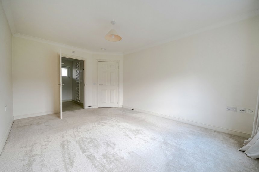 for sale patrons way east london 61828 - Gibbs Gillespie
