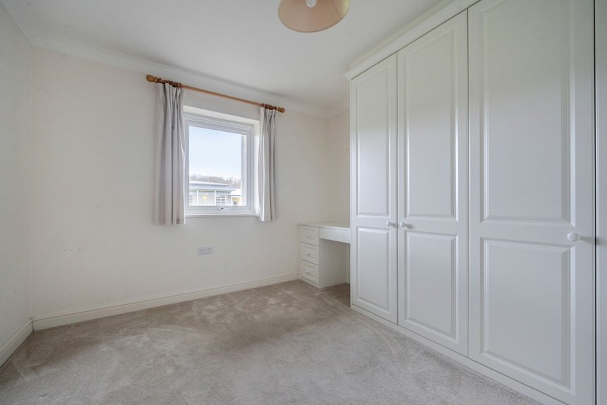 for sale patrons way east london 61828 - Gibbs Gillespie