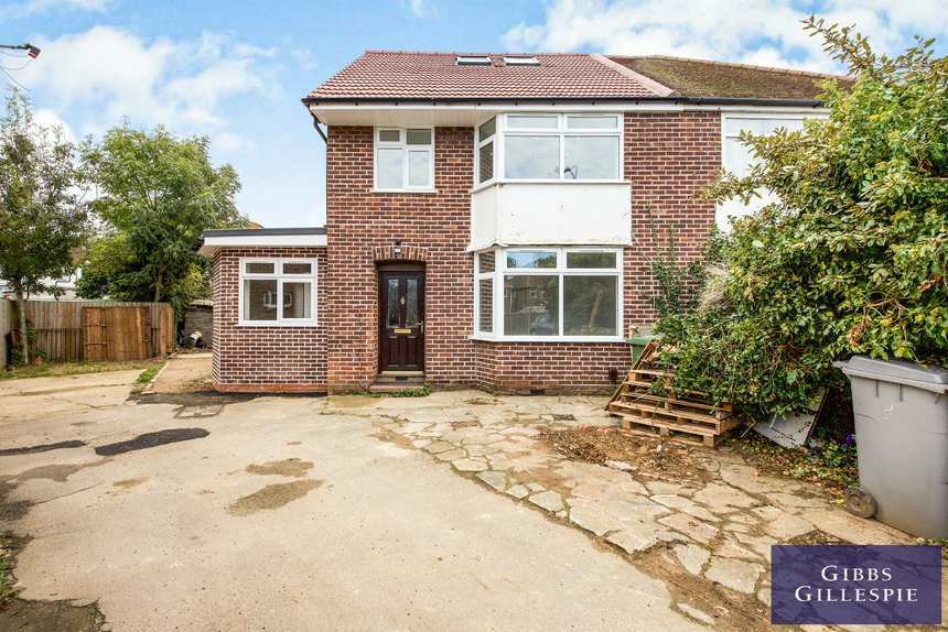 to let oak gardens london 61897 - Gibbs Gillespie
