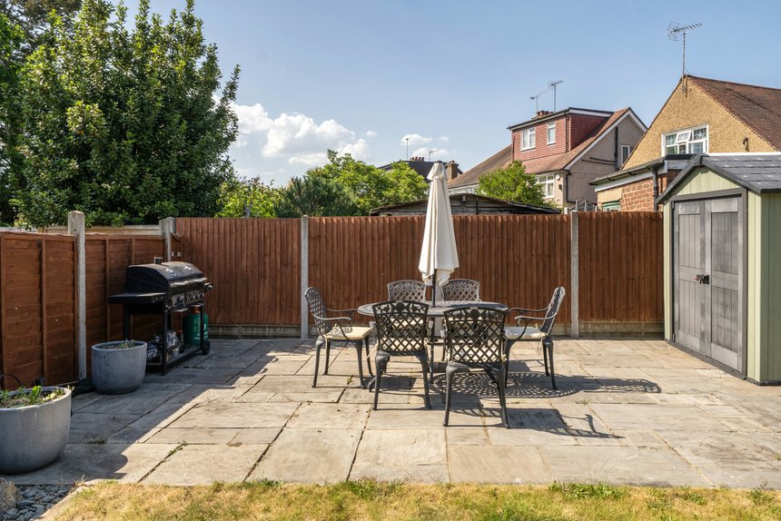 for sale parkside way london 61905 - Gibbs Gillespie