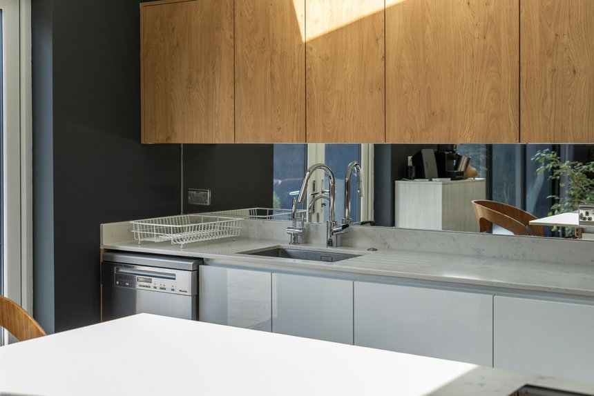 for sale parkside way london 61905 - Gibbs Gillespie