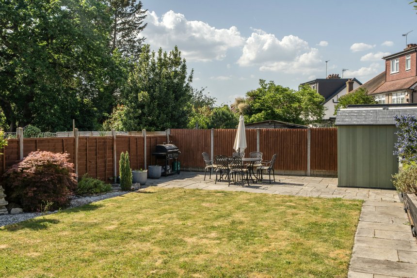 for sale parkside way london 61905 - Gibbs Gillespie