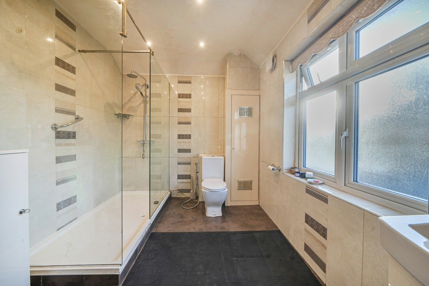 for sale queen anne's gardens london 62435 - Gibbs Gillespie