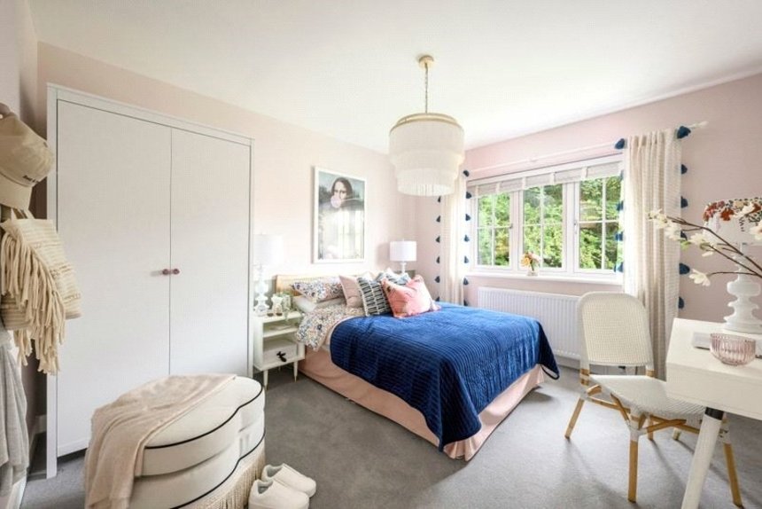 for sale millside grange london 62867 - Gibbs Gillespie