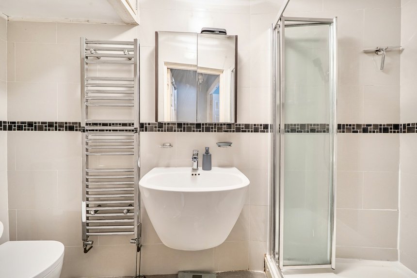 for sale kingshill avenue london 62931 - Gibbs Gillespie