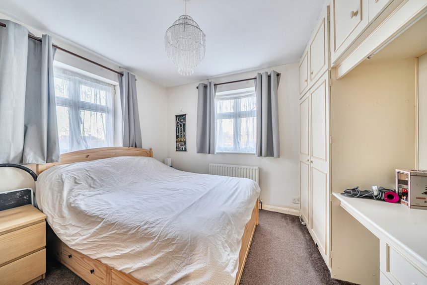 for sale kingshill avenue london 62931 - Gibbs Gillespie
