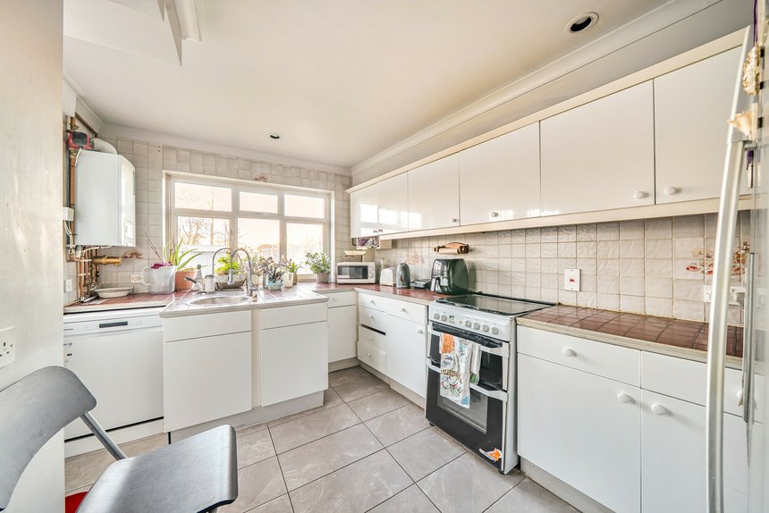 for sale kingshill avenue london 62931 - Gibbs Gillespie
