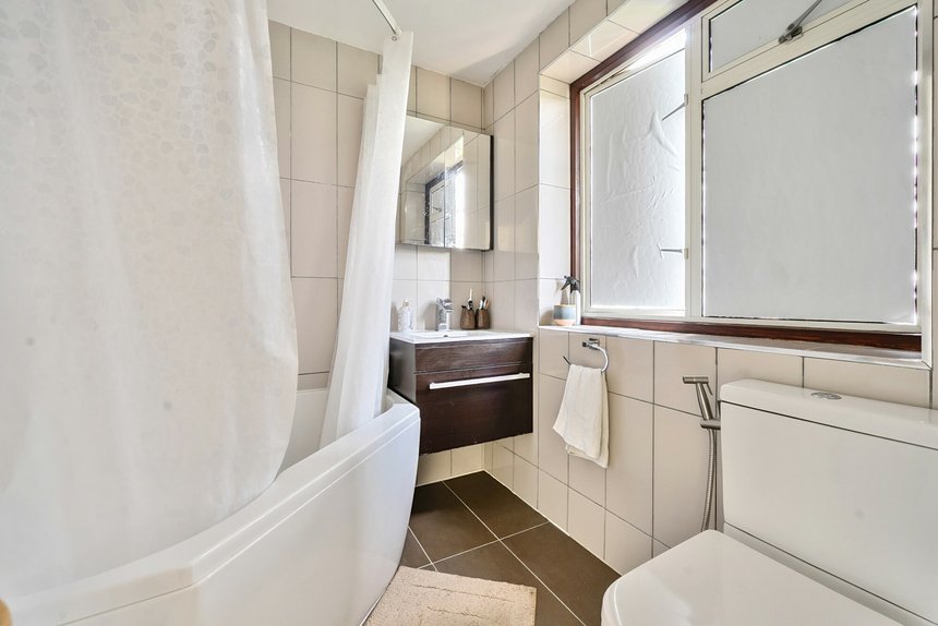 for sale shefton rise london 63 - Gibbs Gillespie