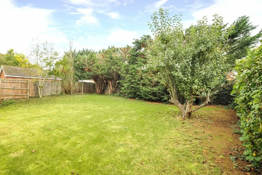 for sale kingsend london 63045 - Gibbs Gillespie