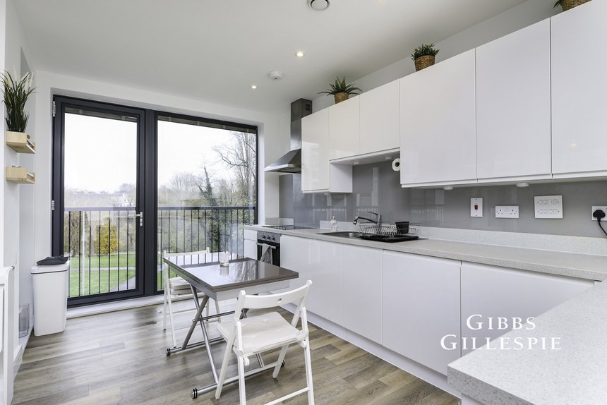 let tangmere crescent london 63116 - Gibbs Gillespie