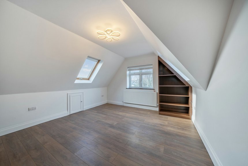 for sale willow crescent east london 63293 - Gibbs Gillespie