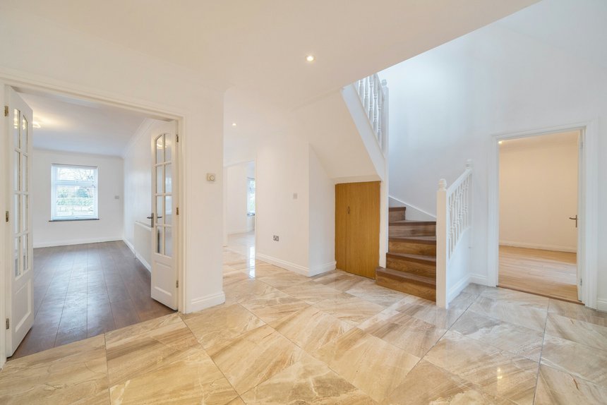 for sale willow crescent east london 63293 - Gibbs Gillespie