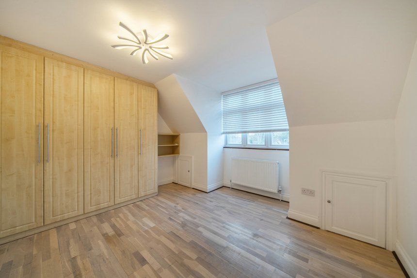 for sale willow crescent east london 63293 - Gibbs Gillespie