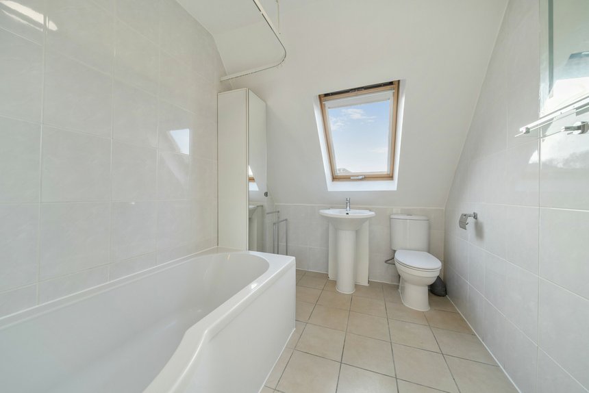 for sale willow crescent east london 63293 - Gibbs Gillespie