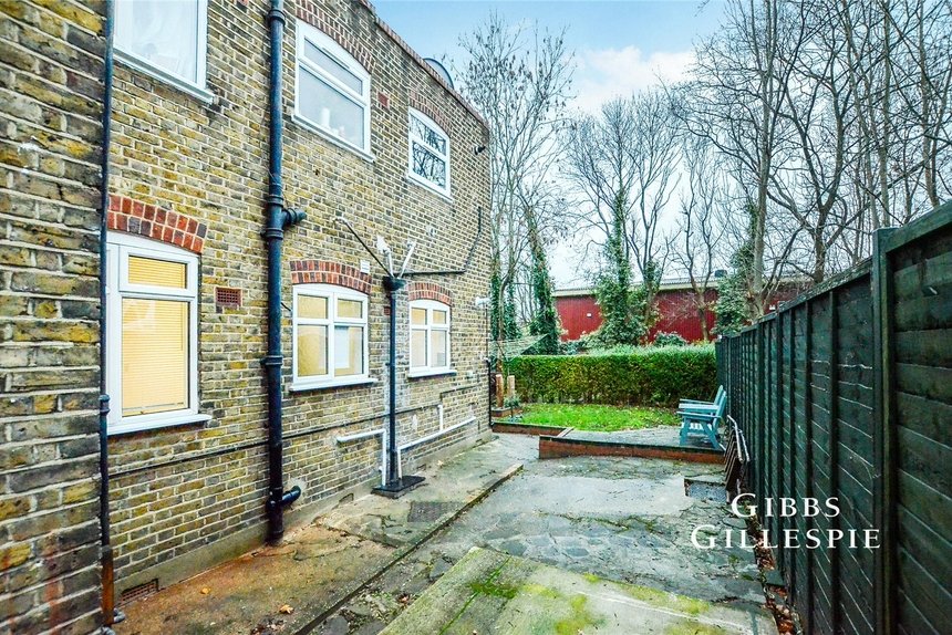 let christchurch avenue london 63303 - Gibbs Gillespie