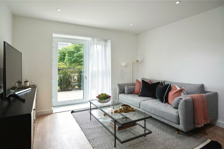 for sale beaufort park london 63342 - Gibbs Gillespie