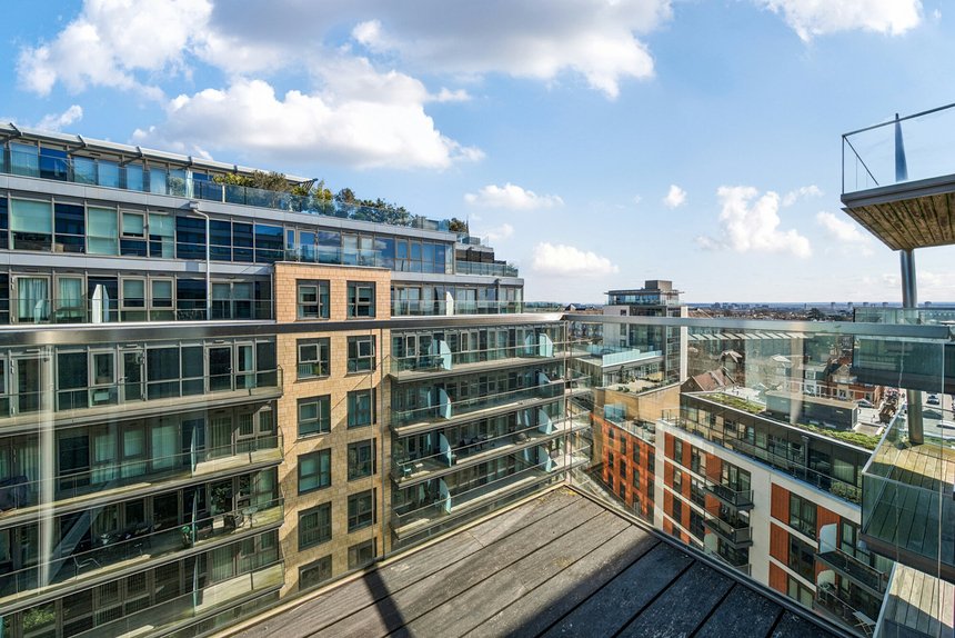 for sale longfield avenue london 63425 - Gibbs Gillespie