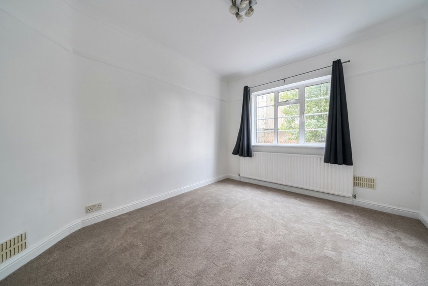 for sale frays court london 63486 - Gibbs Gillespie