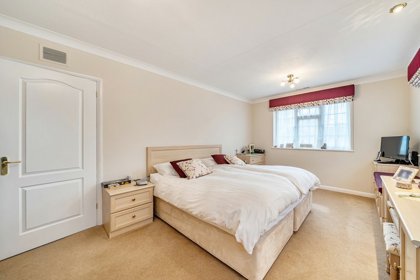 for sale royston grove london 63733 - Gibbs Gillespie