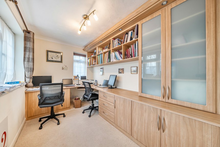 for sale royston grove london 63733 - Gibbs Gillespie