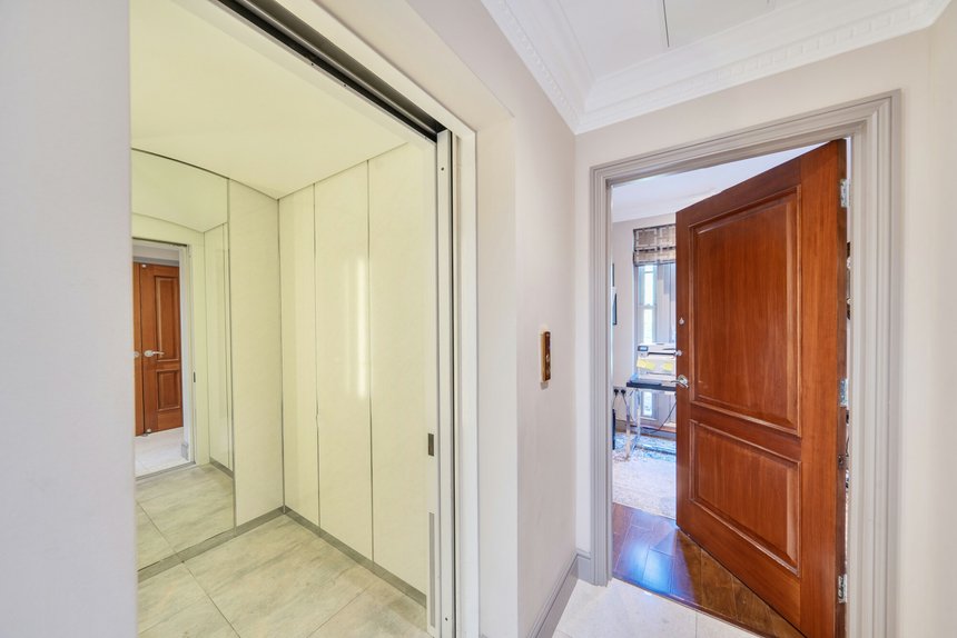 for sale old redding london 63817 - Gibbs Gillespie