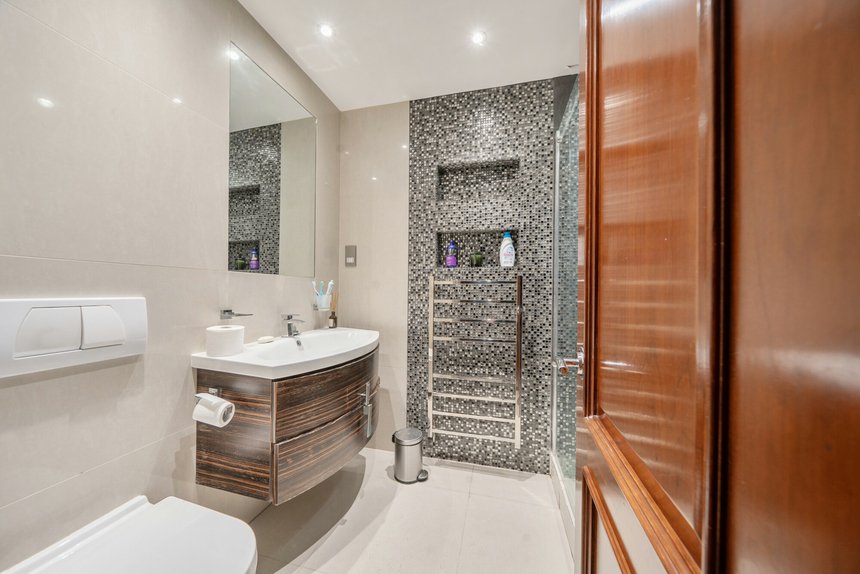 for sale old redding london 63817 - Gibbs Gillespie