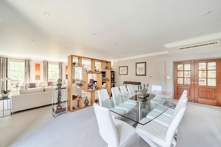 for sale old redding london 63817 - Gibbs Gillespie
