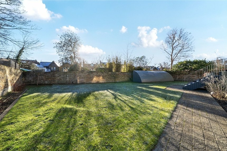 under offer carlton road london 63983 - Gibbs Gillespie