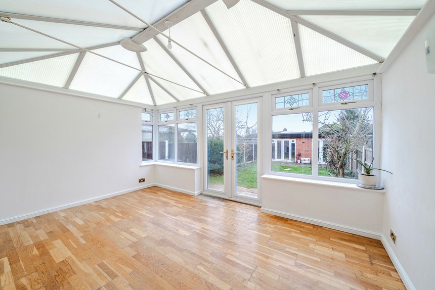 for sale clauson avenue london 64123 - Gibbs Gillespie