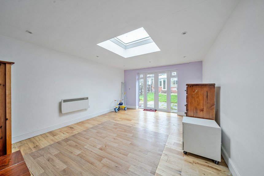 for sale clauson avenue london 64123 - Gibbs Gillespie