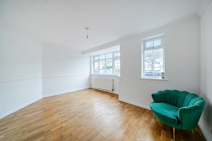 for sale clauson avenue london 64123 - Gibbs Gillespie