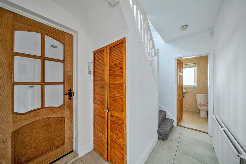 for sale clauson avenue london 64123 - Gibbs Gillespie