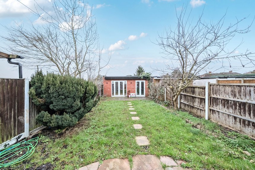 for sale clauson avenue london 64123 - Gibbs Gillespie