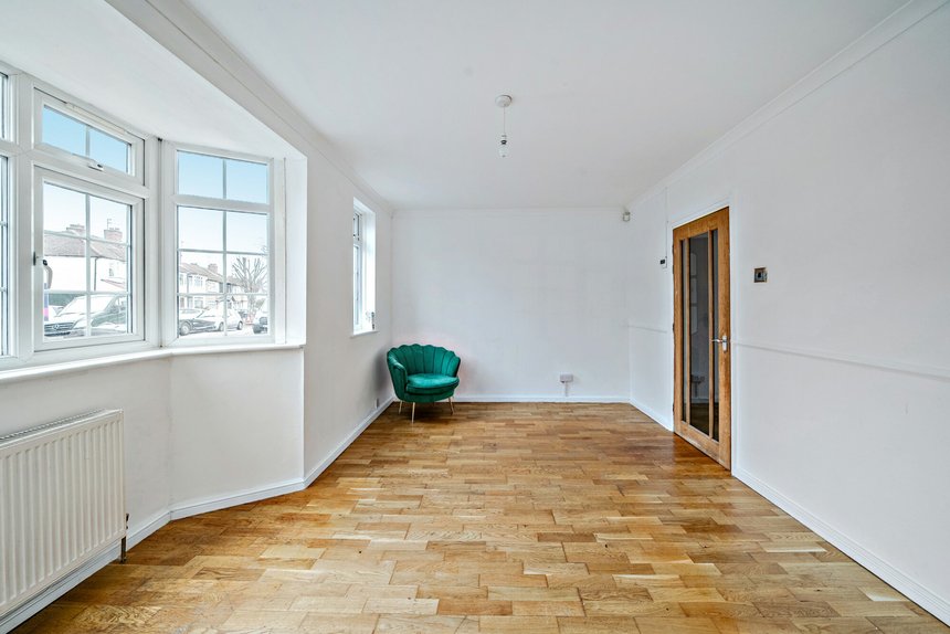 for sale clauson avenue london 64123 - Gibbs Gillespie