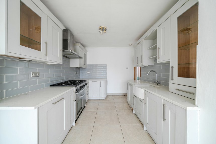 for sale clauson avenue london 64123 - Gibbs Gillespie
