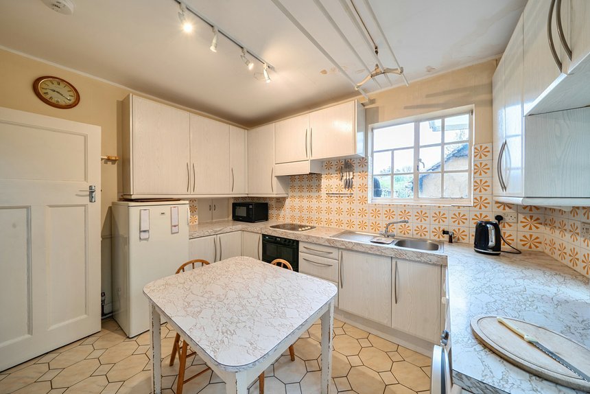 under offer west end lane london 64182 - Gibbs Gillespie