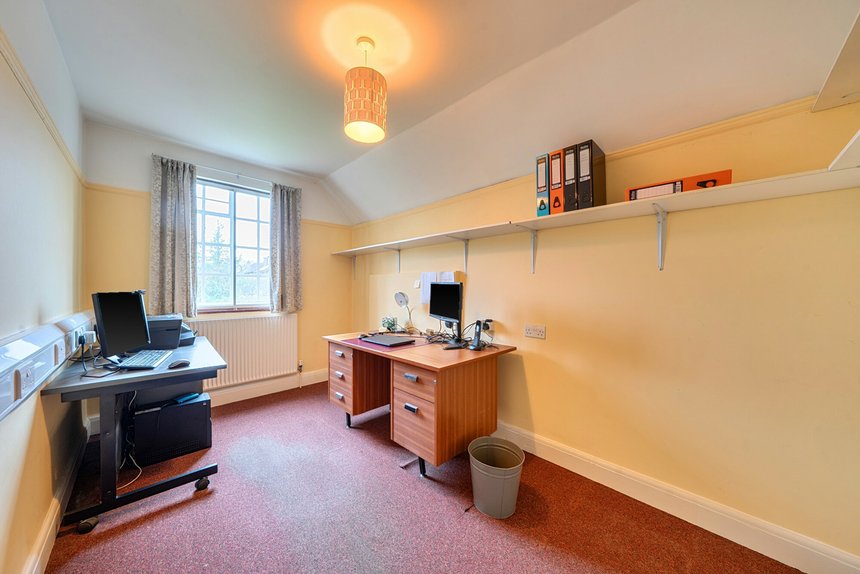 under offer west end lane london 64182 - Gibbs Gillespie