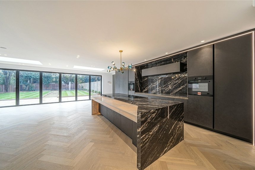 for sale the pipers london 64208 - Gibbs Gillespie