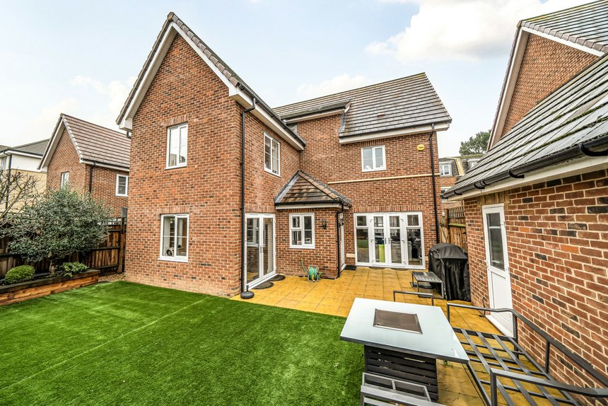 for sale truesdales london 64210 - Gibbs Gillespie