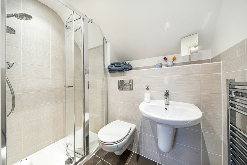 for sale truesdales london 64210 - Gibbs Gillespie