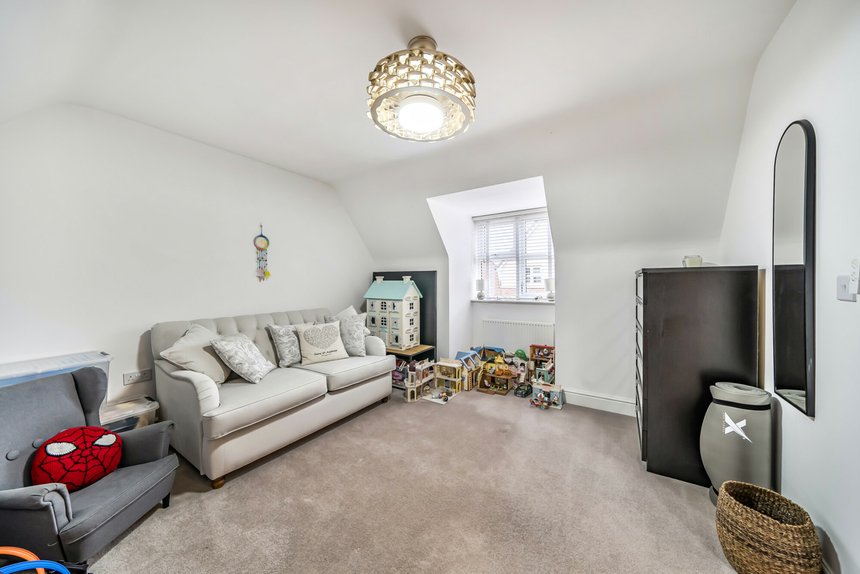 for sale truesdales london 64210 - Gibbs Gillespie