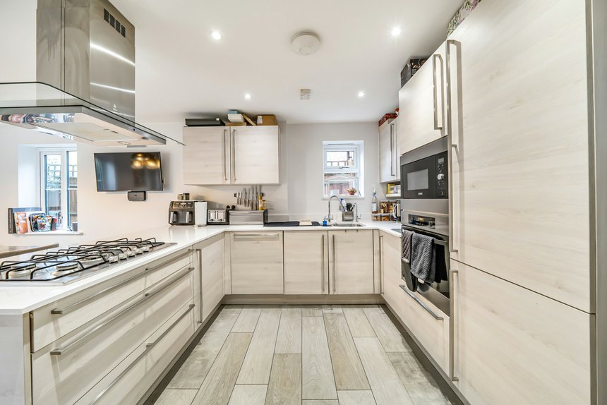 for sale truesdales london 64210 - Gibbs Gillespie